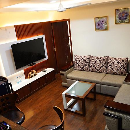 Chola Serviced Apartment Tiruchirappalli ภายนอก รูปภาพ