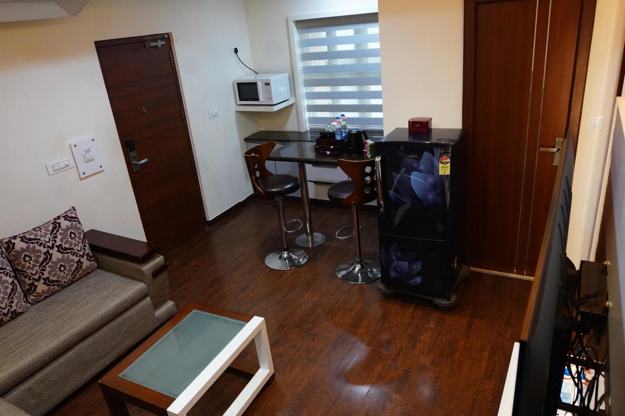 Chola Serviced Apartment Tiruchirappalli ภายนอก รูปภาพ