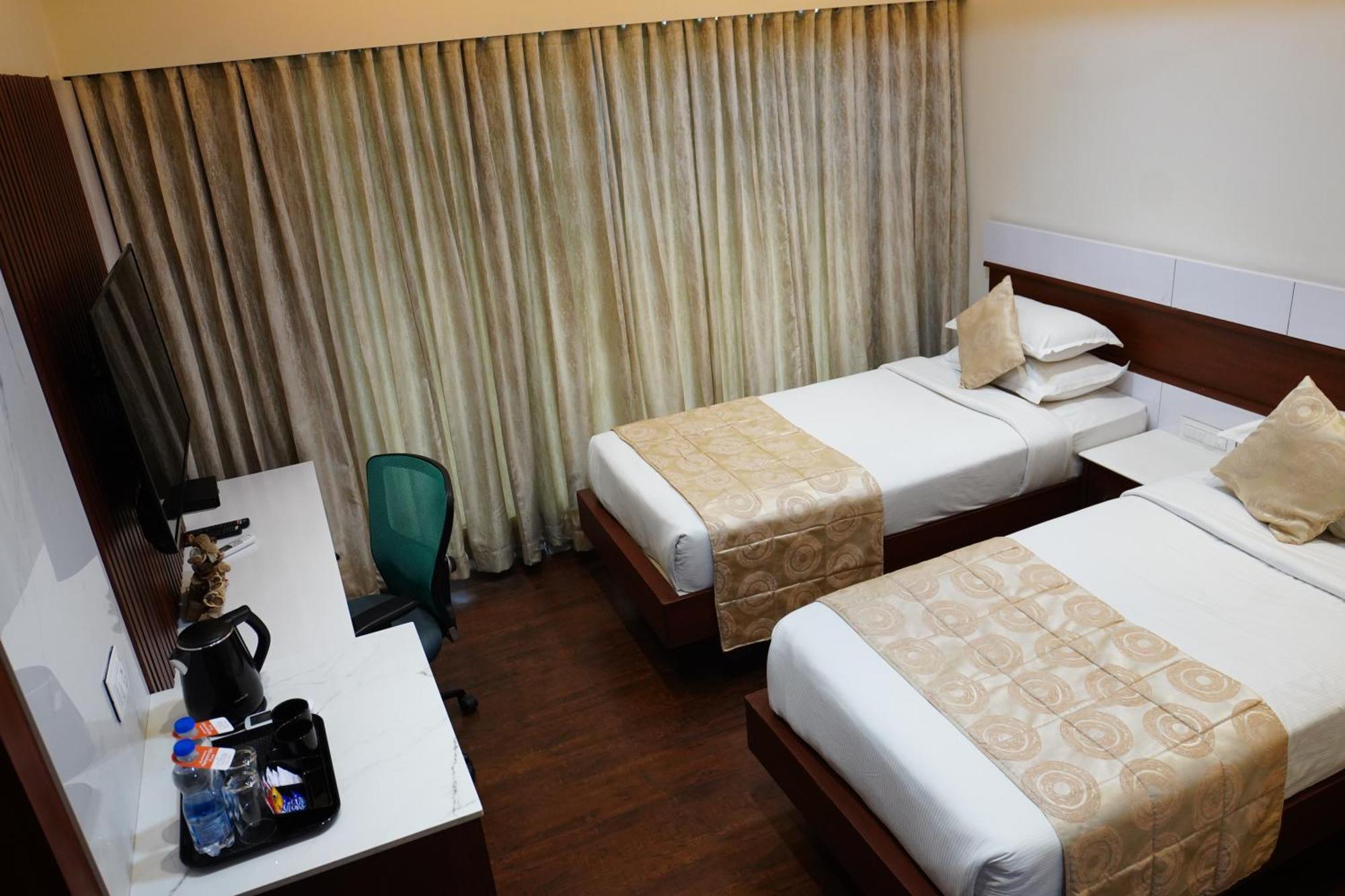 Chola Serviced Apartment Tiruchirappalli ภายนอก รูปภาพ
