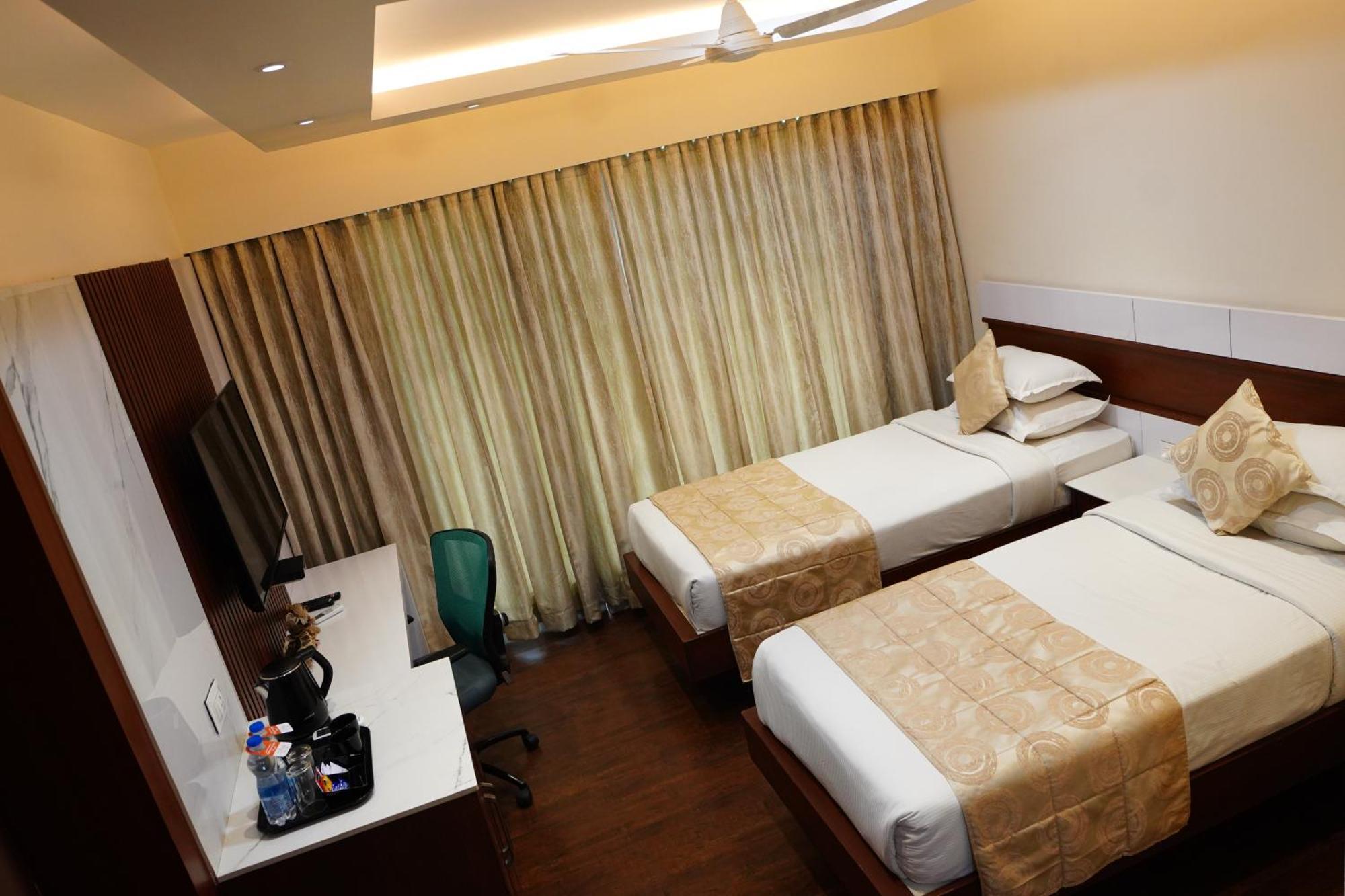 Chola Serviced Apartment Tiruchirappalli ภายนอก รูปภาพ