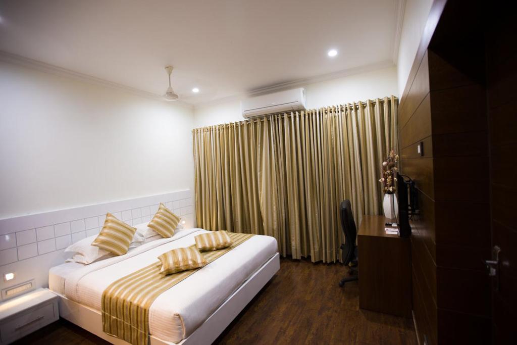 Chola Serviced Apartment Tiruchirappalli ภายนอก รูปภาพ