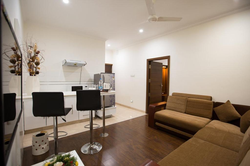 Chola Serviced Apartment Tiruchirappalli ภายนอก รูปภาพ