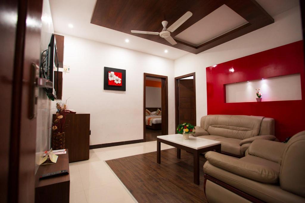 Chola Serviced Apartment Tiruchirappalli ภายนอก รูปภาพ